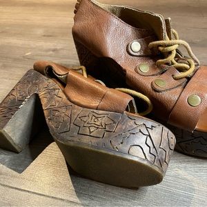 Free people wedges with detail